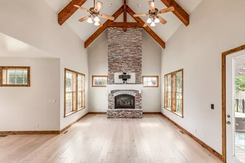 Living - 259 S Twin River Loop, Alpine, UT 84004 photo 8 of 16