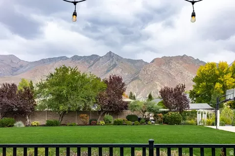 Exterior - 259 S Twin River Loop, Alpine, UT 84004 photo 3 of 27