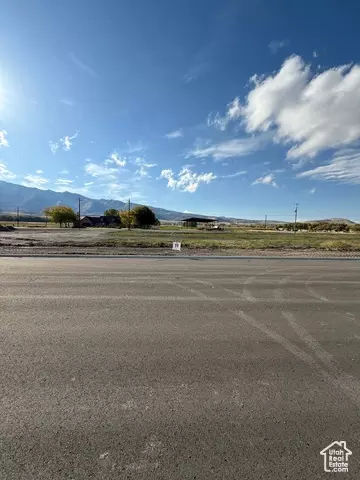 948 N 75 W #11, Mendon, UT 84325
