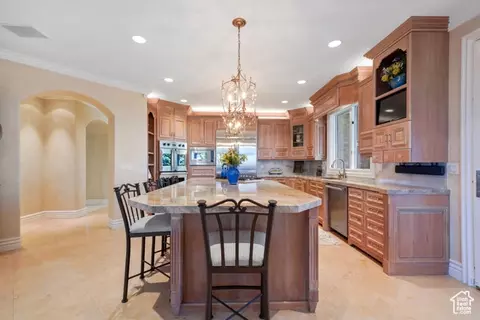 Kitchen - 1501 Oakhaven Ln, Wanship, UT 84017 photo 2 of 3