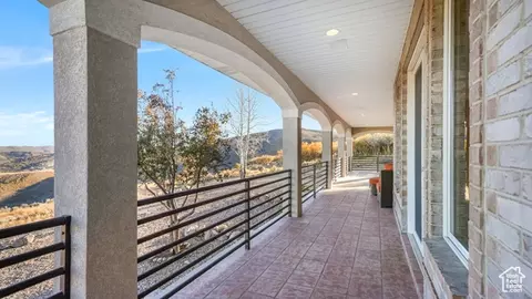 Exterior - 1501 Oakhaven Ln, Wanship, UT 84017 photo 10 of 16