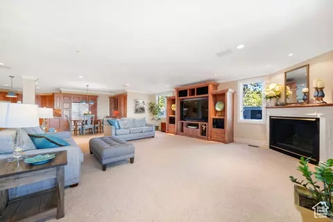 Living - 1501 Oakhaven Ln, Wanship, UT 84017 photo 5 of 6