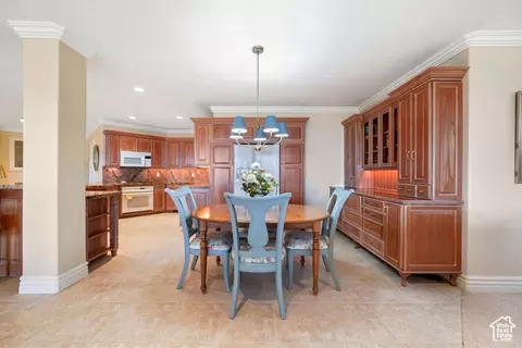 Dining - 1501 Oakhaven Ln, Wanship, UT 84017 photo 4 of 4