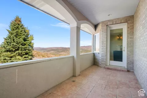 Exterior - 1501 Oakhaven Ln, Wanship, UT 84017 photo 7 of 16