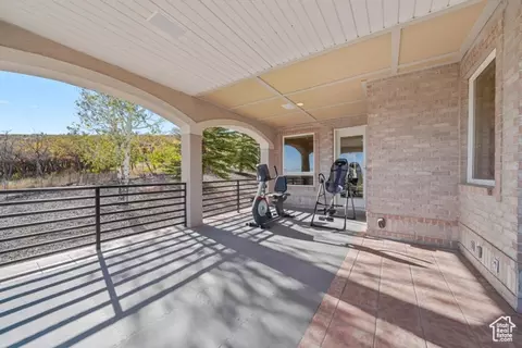 Exterior - 1501 Oakhaven Ln, Wanship, UT 84017 photo 4 of 16