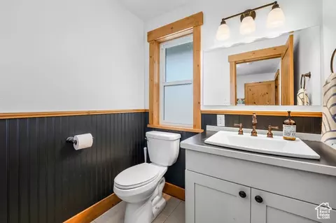 Bath - 1760 W 3000 S, Daniel, UT 84032 photo 1 of 2