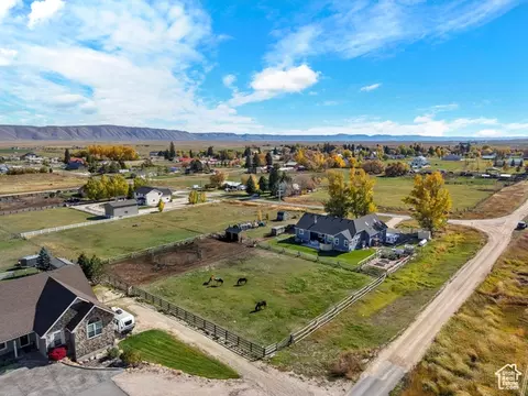 View/Area - 190 W 3rd N, Bloomington, ID 83223 photo 7 of 8