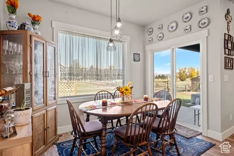 Dining - 190 W 3rd N, Bloomington, ID 83223 photo 1 of 1
