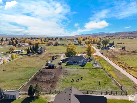 View/Area - 190 W 3rd N, Bloomington, ID 83223 photo 1 of 8