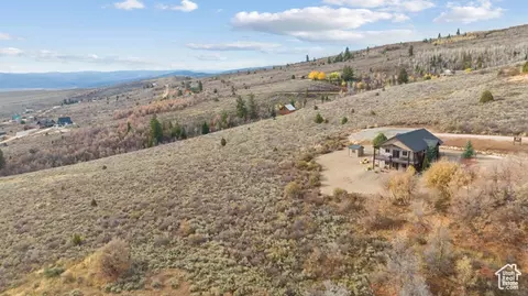 3332 S Mules Ear Cir #38, Garden City, UT 84028
