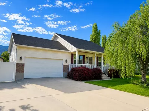 5634 Miller Cir, Stansbury Park, UT 84074