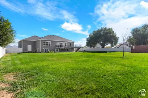 Exterior - 821 S 7100 W, Ogden, UT 84404 photo 3 of 5