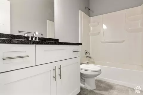 Bath - 821 S 7100 W, Ogden, UT 84404 photo 2 of 3