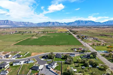 View/Area - 821 S 7100 W, Ogden, UT 84404 photo 4 of 5