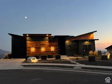 195 E 3575 N, North Ogden, UT 84414