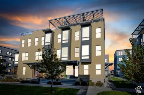 11201 S Freestone Rd W #474, South Jordan, UT 84009