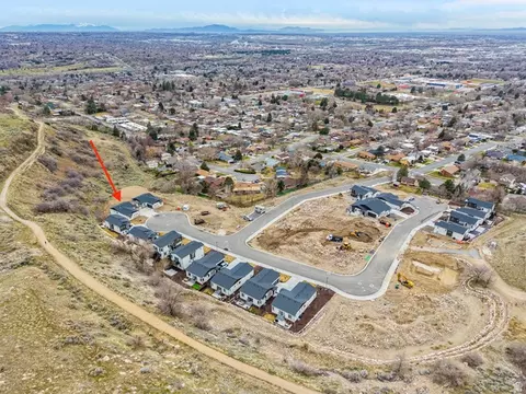 572 S Elena Ln, Ogden, UT 84404