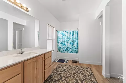 Bath - 1544 S Windsong Dr, Santaquin, UT 84655 photo 1 of 2