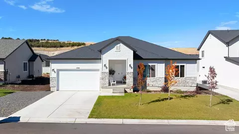 Exterior - 1544 S Windsong Dr, Santaquin, UT 84655 photo 1 of 3