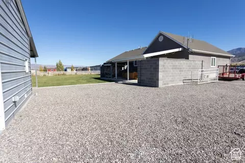Exterior - 251 N 580 W, Monroe, UT 84754 photo 8 of 27