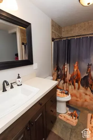 Bath - 251 N 580 W, Monroe, UT 84754 photo 1 of 8