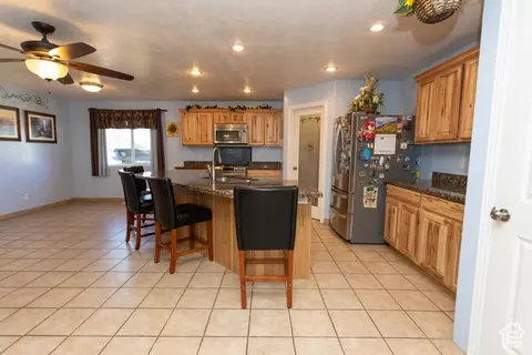 Kitchen - 251 N 580 W, Monroe, UT 84754 photo 2 of 6