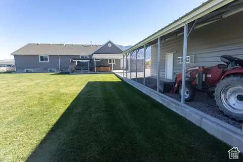 Exterior - 251 N 580 W, Monroe, UT 84754 photo 11 of 27