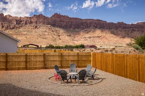 Exterior - 3648 Johnston Pl Ave, Moab, UT 84532 photo 5 of 10