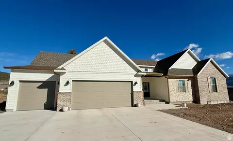 160 W 600 N, Koosharem, UT 84744