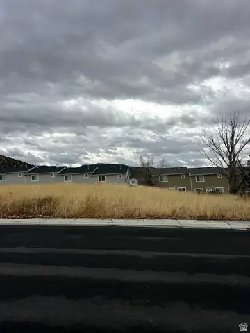 492 E 570 S #17, Nephi, UT 84648