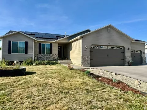 647 E 980 N, Tooele, UT 84074