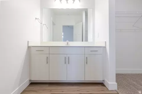 Bath - 4661 S Poplar Way #R304, Mapleton, UT 84664 photo 2 of 2