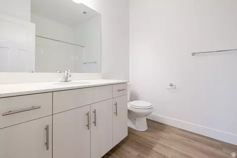 Bath - 4661 S Poplar Way #R304, Mapleton, UT 84664 photo 1 of 2