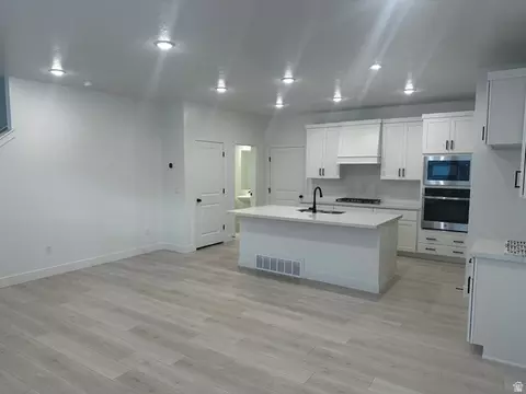 61 S Lunar Way, Mapleton, UT 84664 photo 3
