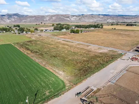 155 E 650 N #1, Central Valley, UT 84754 photo 5