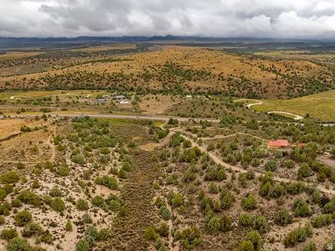 2570 S Highway 89, Hatch, UT 84735 photo 8