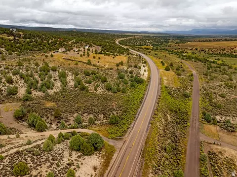 2570 S Highway 89, Hatch, UT 84735 photo 6