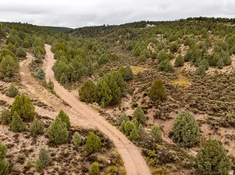2570 S Highway 89, Hatch, UT 84735 photo 5