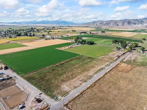 185 E 650 N #4, Central Valley, UT 84754 photo 2