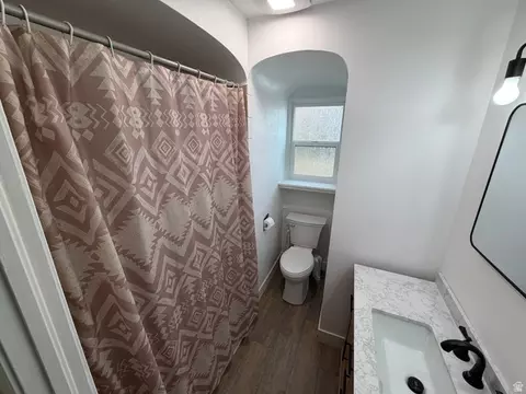 Bath - 108 W 2nd S, Grace, ID 83241 photo 2 of 2