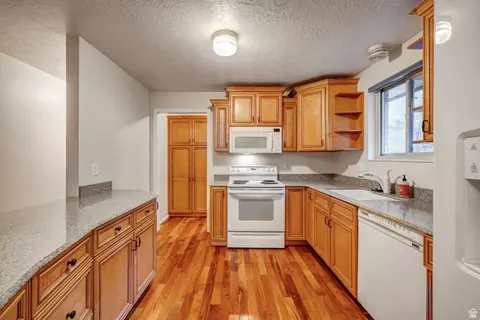 Kitchen - 3575 E River Bottoms Rd, Spanish Fork, UT 84660 photo 2 of 3