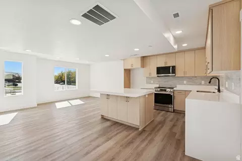 Other - 254 N Main St, Bountiful, UT 84010 photo 1 of 10