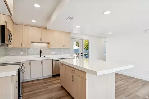 Kitchen - 254 N Main St, Bountiful, UT 84010 photo 4 of 5