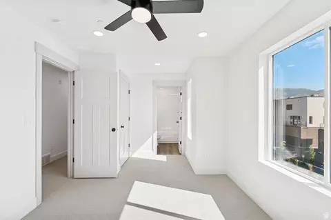 Bedroom - 254 N Main St, Bountiful, UT 84010 photo 6 of 8