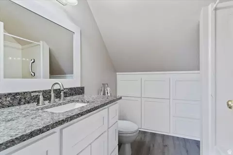 Bath - 259 W 1800 N, Logan, UT 84341 photo 3 of 4