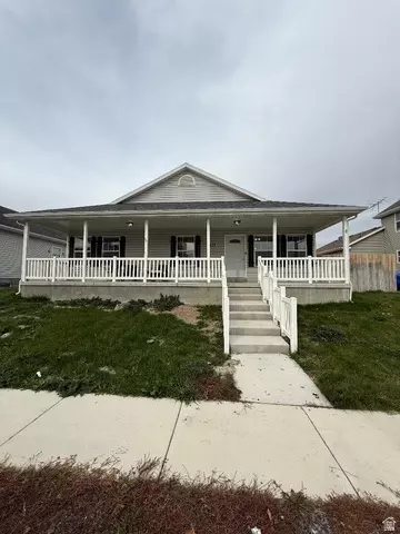 1823 E Cedar St N, Eagle Mountain, UT 84005