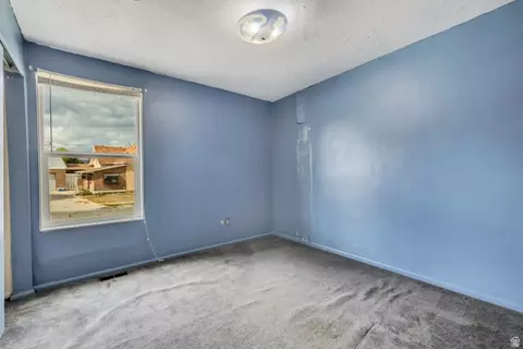 Bedroom - 5947 S 620 E, Murray, UT 84107 photo 2 of 4