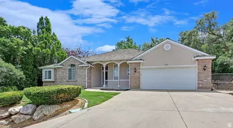 889 E Ben Lomond Ave S, South Ogden, UT 84403