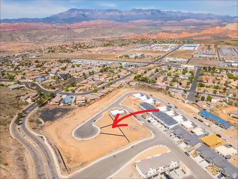 413 S 2250 W #22, Hurricane, UT 84737