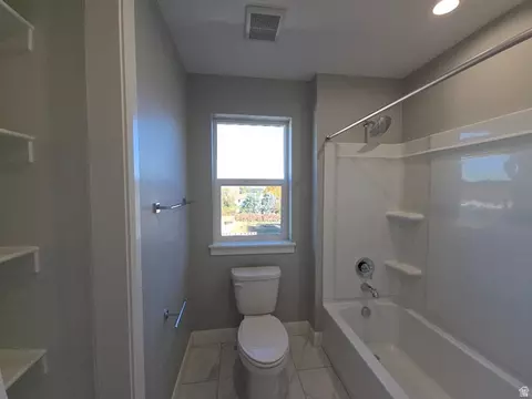 Bath - 6849 S Jefferson St, Murray, UT 84107 photo 10 of 10